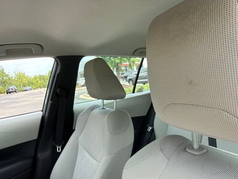 Used 2023 Toyota Corolla Cross L FWD image 8