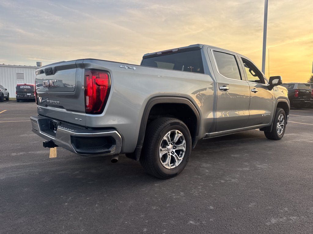 Used 2025 GMC Sierra 1500 SLT AWD/4WD image 7