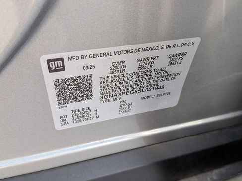 Used 2025 Chevrolet Equinox LT AWD/4WD image 35