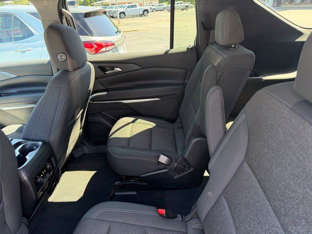 Certified 2024 Chevrolet Traverse LT FWD image 13