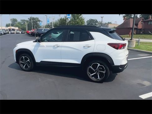 Certified 2023 Chevrolet TrailBlazer RS w/ Convenience Package image 6