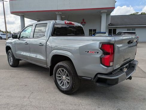Used 2025 Chevrolet Colorado LT w/ LT Convenience Package image 6
