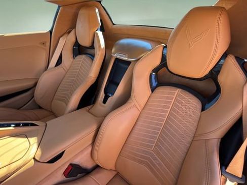 Used 2023 Chevrolet Corvette Stingray Premium Conv w/ Z51 Performance Package image 18