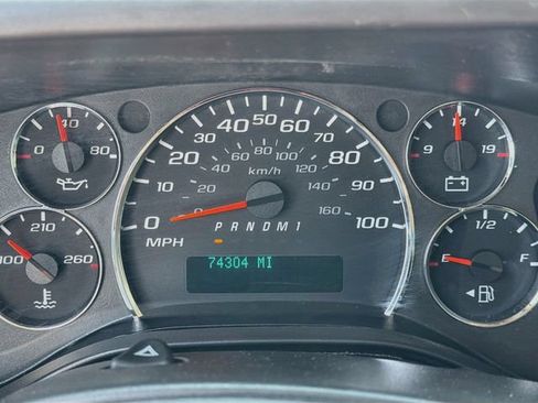 Used 2014 GMC Savana 3500 RWD image 12