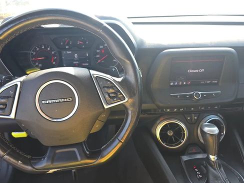 Used 2022 Chevrolet Camaro LT image 9