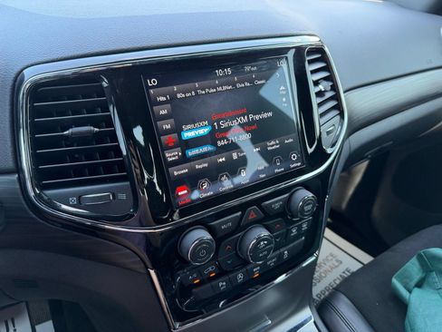 Used 2022 Jeep Grand Cherokee Laredo X AWD/4WD image 20