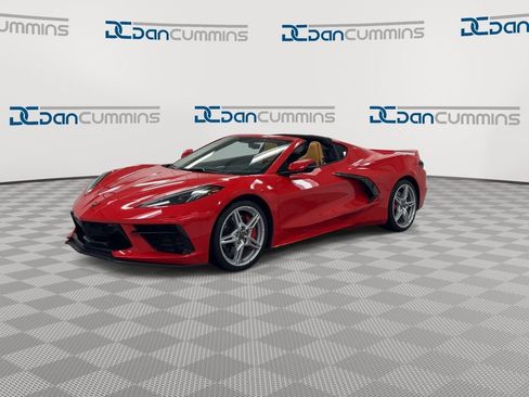 Used 2021 Chevrolet Corvette Stingray Preferred Cpe w/ Z51 Performance Package RWD image 4