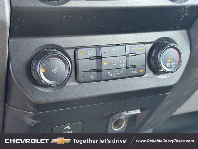 Used 2022 Ford F250 XL w/ Power Equipment Group RWD image 21
