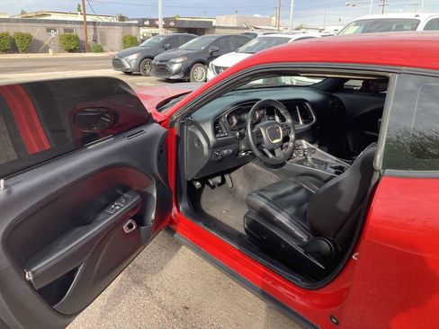 Used 2017 Dodge Challenger SXT w/ Blacktop Package image 5