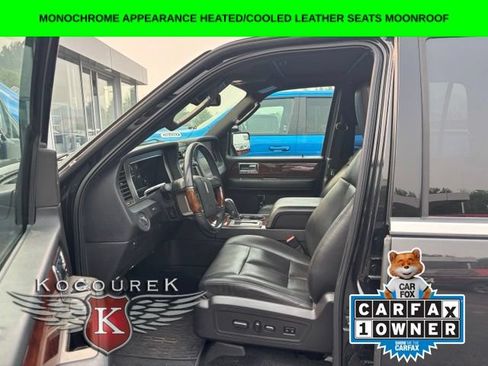 Used 2012 Lincoln Navigator L 4WD image 9