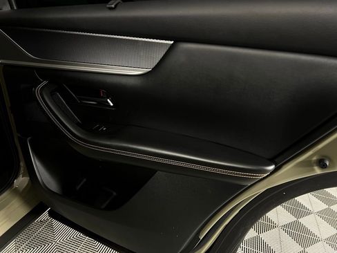 Used 2025 MAZDA CX-70 Plug-In Hybrid w/ Premium Pkg image 32