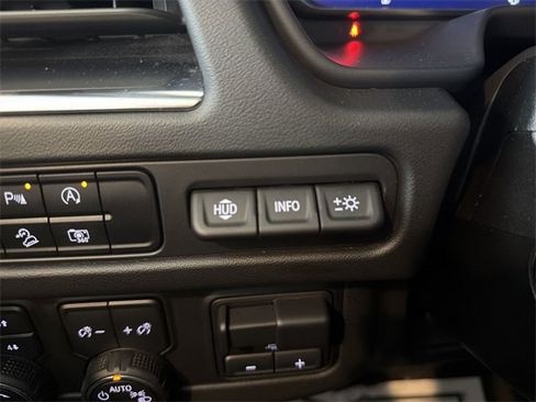 Certified 2024 Chevrolet Suburban High Country image 38