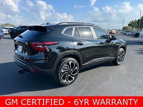 Used 2025 Chevrolet Trax RS w/ Sunroof Package image 6