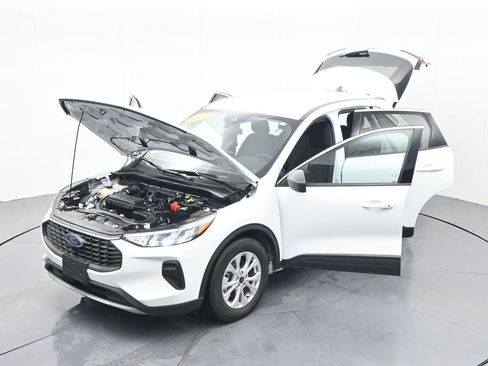 Used 2023 Ford Escape Active image 37