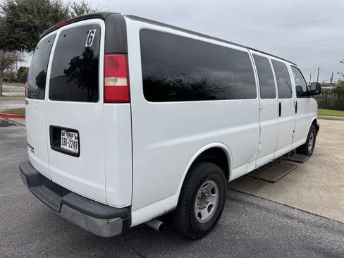 Used 2013 Chevrolet Express 3500 LT w/ LT Preferred Equipment Group image 7