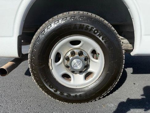 Used 2018 Chevrolet Express 3500 LT w/ LT Preferred Equipment Group image 18