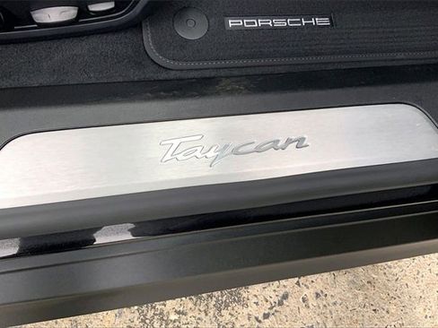 Used 2025 Porsche Taycan image 46