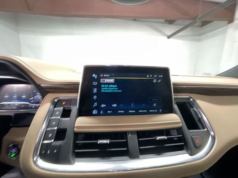 Used 2024 Chevrolet Tahoe Premier image 13