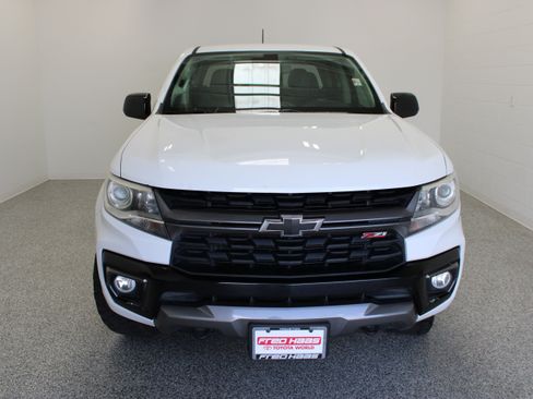 Used 2021 Chevrolet Colorado Z71 w/ Safety Package AWD/4WD image 3
