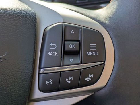 New 2026 Ford Explorer Active w/ Active Comfort Package image 17