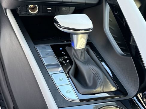 New 2026 Hyundai Elantra Limited image 23