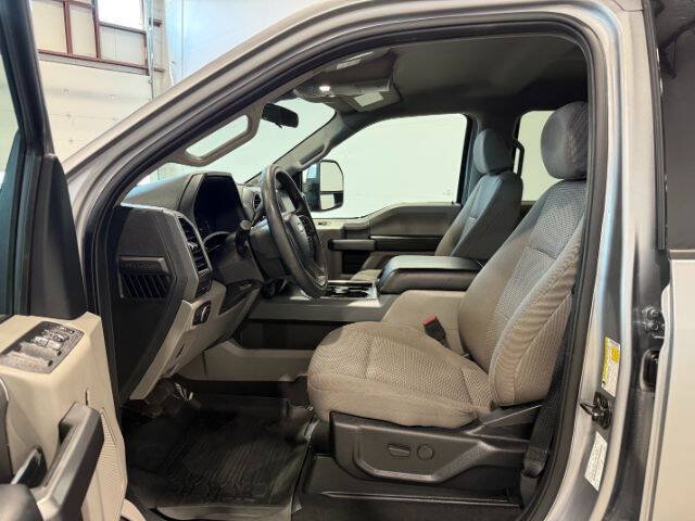 Used 2021 Ford F250 XLT w/ XLT Premium Package AWD/4WD image 15