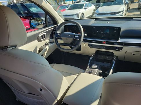 New 2026 Kia Sorento EX w/ EX Premium Package AWD/4WD image 13