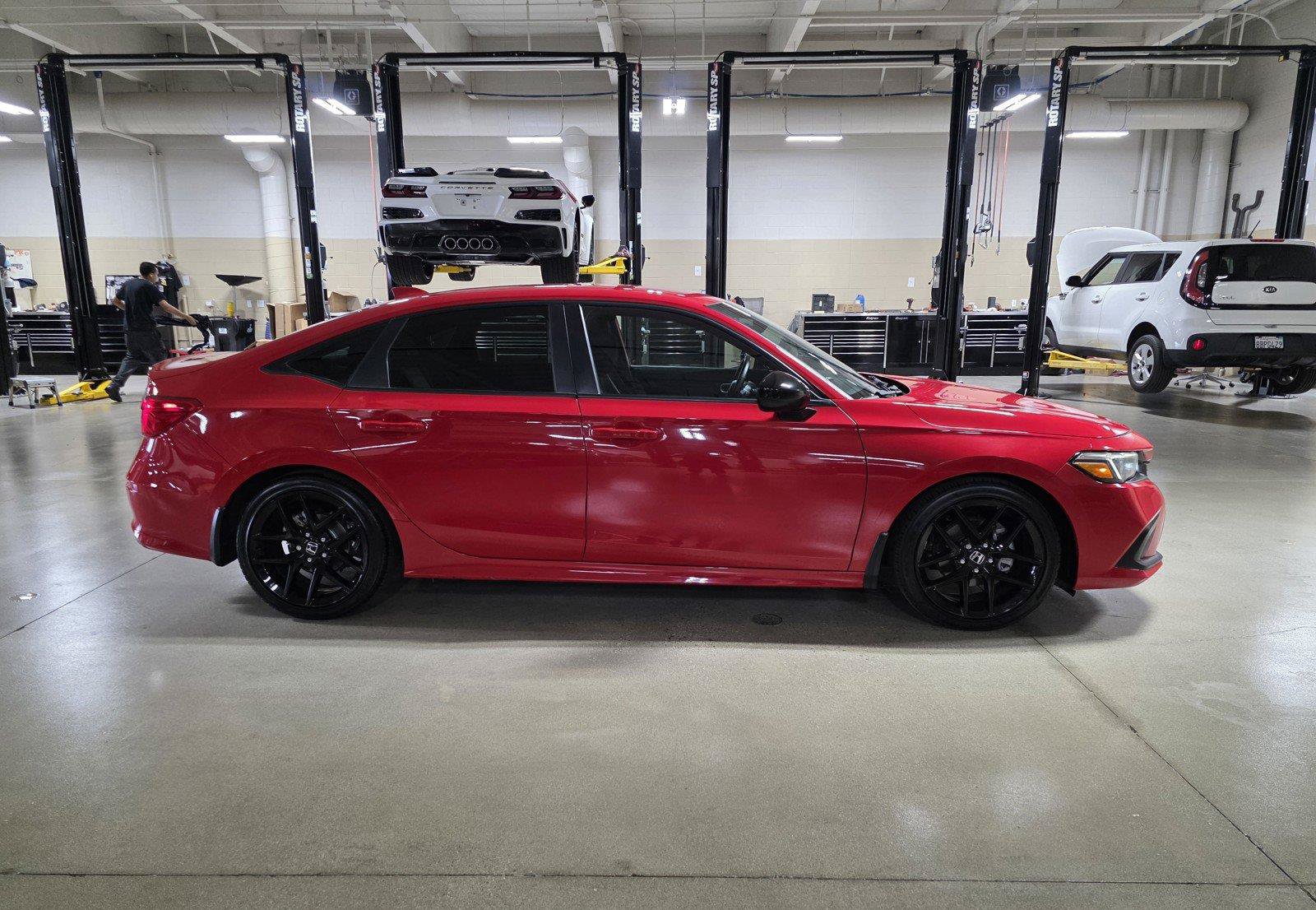 Used 2024 Honda Civic Sport image 8