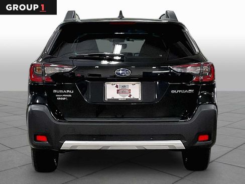 Used 2023 Subaru Outback Limited AWD/4WD image 5