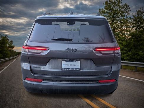 New 2025 Jeep Grand Cherokee L Limited image 4