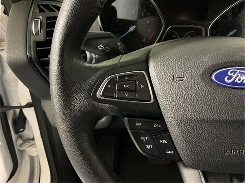 Used 2019 Ford Escape Titanium image 24