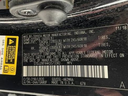 Used 2019 Toyota Highlander XLE AWD/4WD image 28