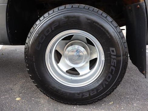 Used 2003 Ford F350 Lariat image 40