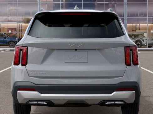 New 2026 Kia Sorento S w/ S Panoramic Sunroof Package FWD image 13