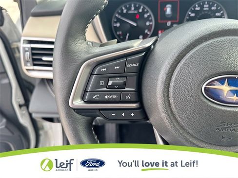 Used 2025 Subaru Outback Limited image 32