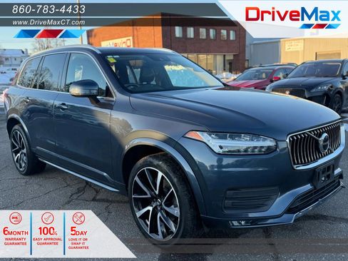 Used 2020 Volvo XC90 T6 Momentum w/ Protection Package image 1