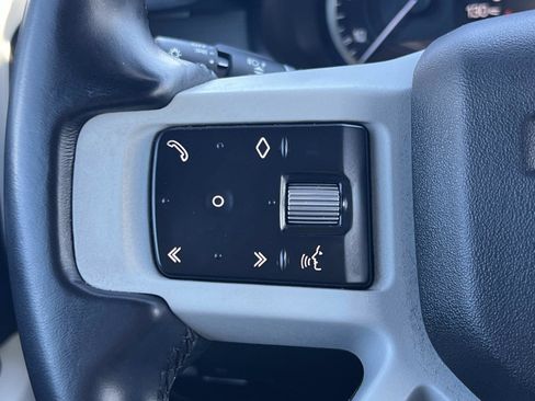 Used 2023 Land Rover Defender 130 X-Dynamic SE image 11