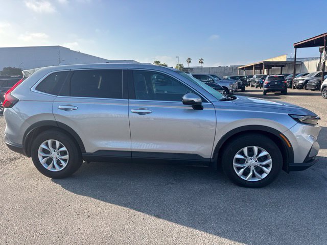 Used 2025 Honda CR-V LX image 4