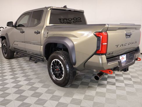 Used 2025 Toyota Tacoma TRD Off-Road image 22
