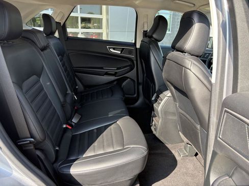 Used 2022 Ford Edge SEL w/ Convenience Package AWD/4WD image 21