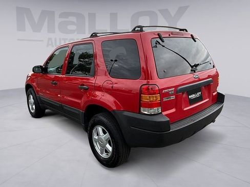 Used 2002 Ford Escape XLS AWD/4WD image 3