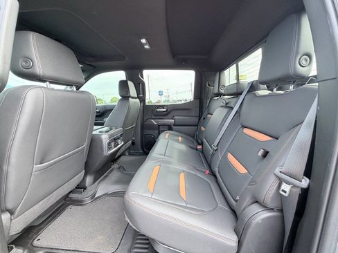 Used 2022 GMC Sierra 1500 AT4 w/ AT4 Preferred Package AWD/4WD image 28