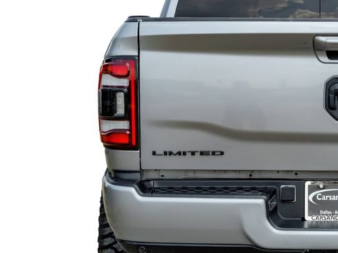 Used 2024 RAM 2500 Limited AWD/4WD image 53