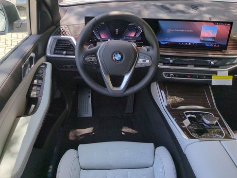 New 2026 BMW X5 xDrive40i w/ Parking Assistance Package AWD/4WD image 16