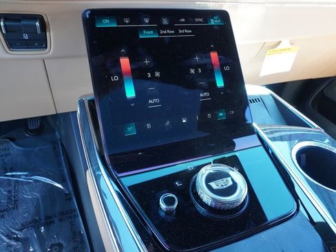 New 2025 Cadillac Escalade IQ Luxury 2 image 18