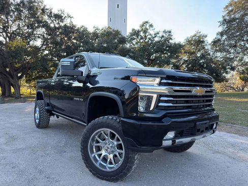 Used 2023 Chevrolet Silverado 2500 High Country w/ Safety Package II image 37