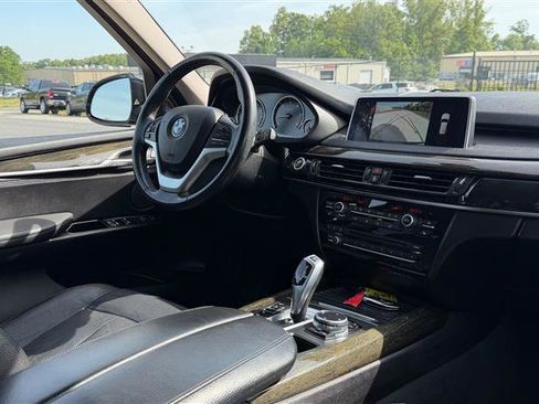 Used 2014 BMW X5 xDrive35d AWD/4WD image 21