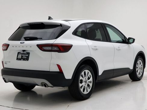 Used 2025 Ford Escape Active image 8