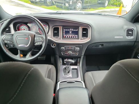 Used 2022 Dodge Charger SXT image 16