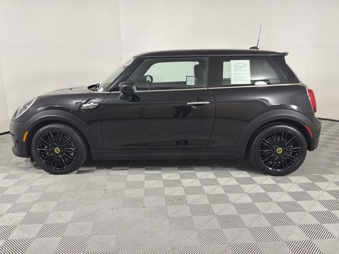 Used 2023 MINI Cooper SE image 2